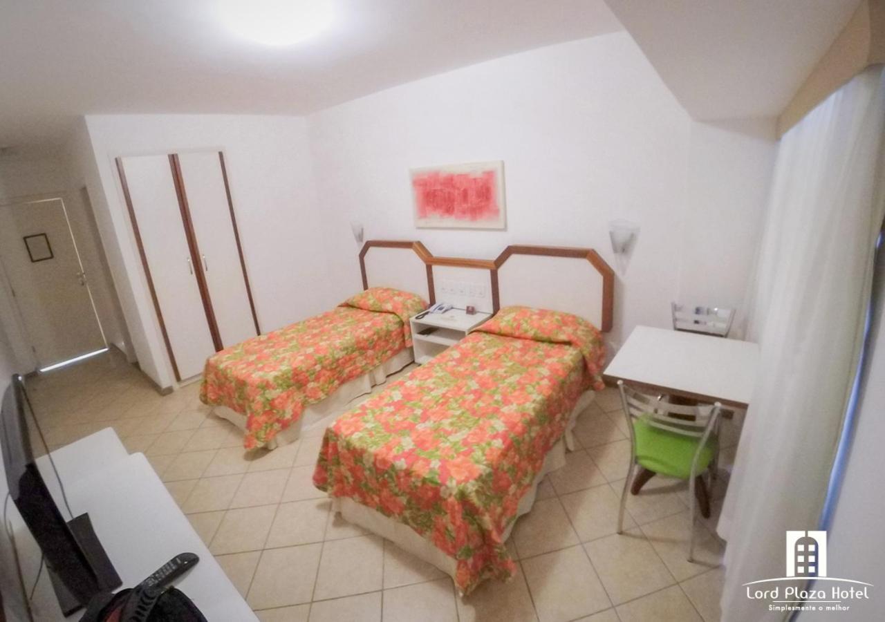 Lord Plaza Hotel Тейшейра де Фрейтас Екстериор снимка