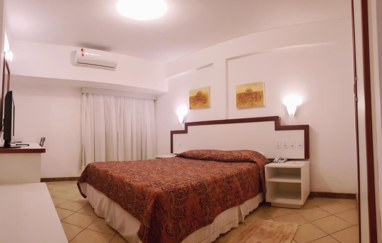 Lord Plaza Hotel Тейшейра де Фрейтас Екстериор снимка