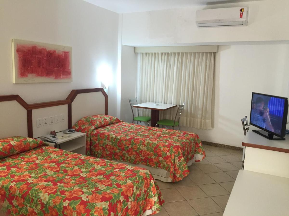 Lord Plaza Hotel Тейшейра де Фрейтас Екстериор снимка