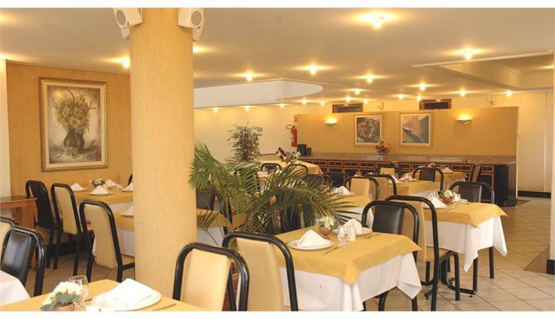 Lord Plaza Hotel Тейшейра де Фрейтас Екстериор снимка
